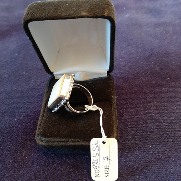 Ladies jewelry - Picture 2 of 8